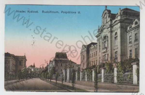  - Hradec Králové, pohled ulicí, Rudolfinum, Pospíšilova třída, kolorovaná