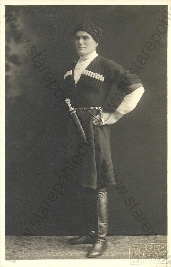  - Portrét, herec, podepsaná s věnováním, Sergej Djakov, 14. prosinec 1926, foto Houska Praha