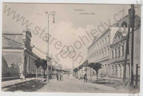  - Holešov (Kroměříž), pohled ulicí, Palackého třída