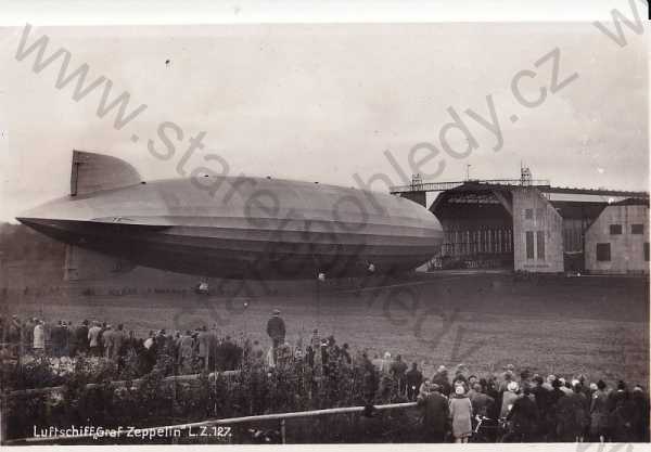  - Vzducholoď Graf Zeppelin 