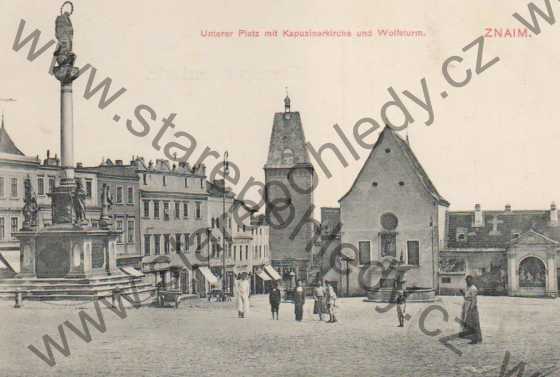  - Znojmo, Znaim, Unterer Platz mit Kapuzinerkirche und Wolfsturm
