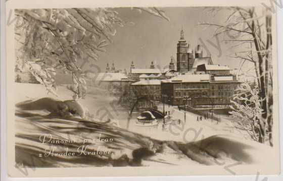  - Hradec Králové v zimě, pohled na budovy