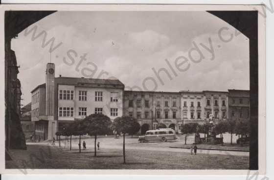  - Příbor (Freiberg), pohled na náměstí podloubím