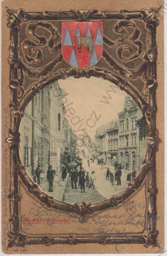  - Kroměříž, partie - Farní ulice (v pozadí Mlýnská brána), znak města, DA