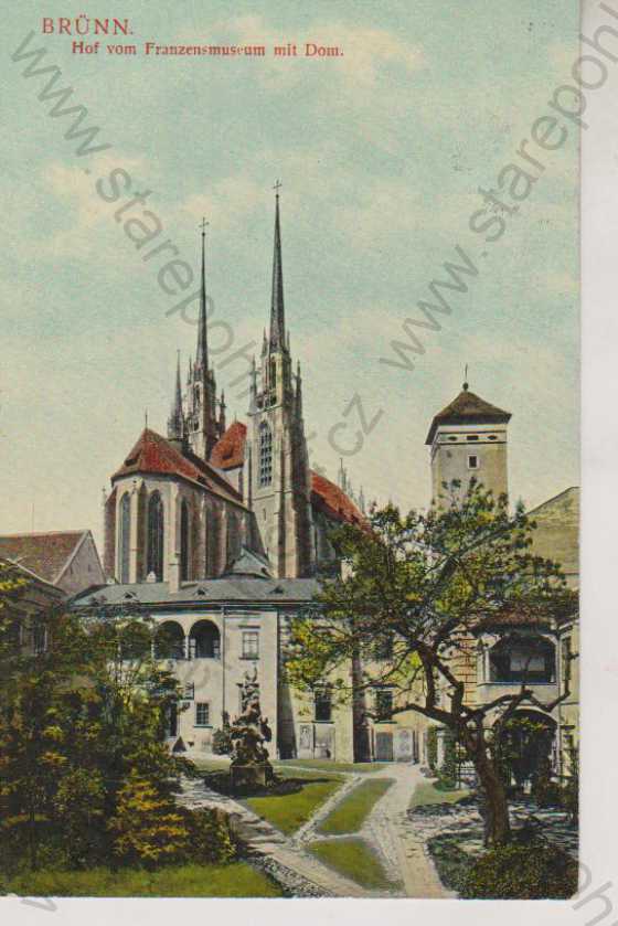  - Brno (Brünn), Františkovo muzeum, v pozadí kostel, kolorovaná