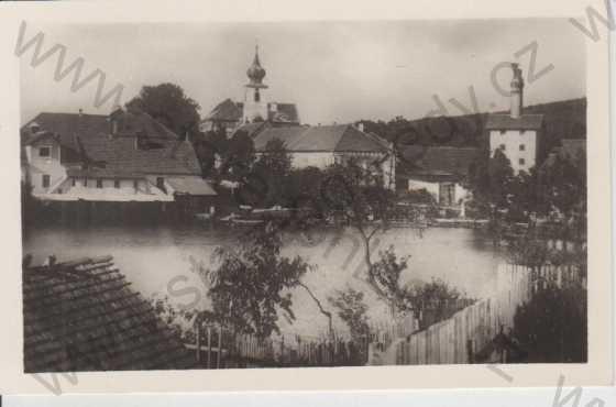  - Trhanov, rybník, kostel