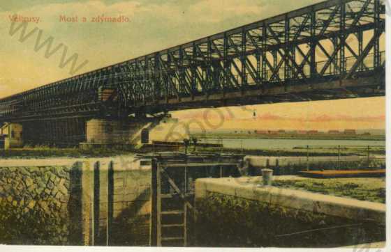  - Veltrusy - most a zdymadlo, kolorovaná