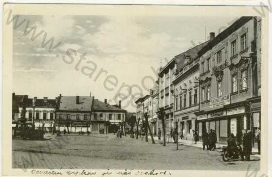  - Lipník nad Bečvou - Náměstí Svobody, obchody (Křenek), motocykl