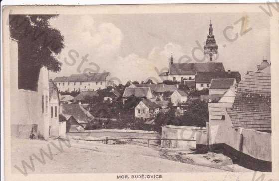 - Moravské Budějovice, částečný pohled  na město a kostel