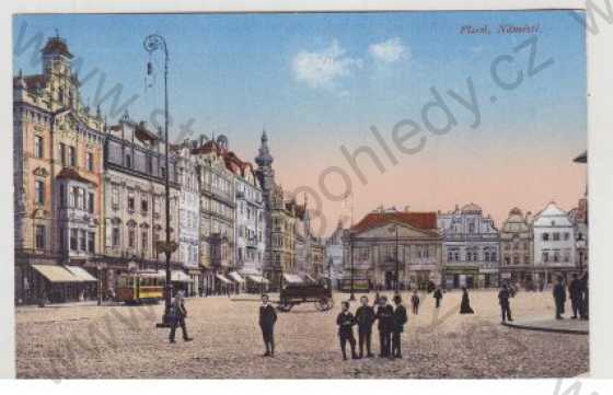  - Plzeň, náměstí, povoz, tramvaj, kolorovaná