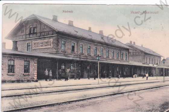  - Veselí nad Lužnicí, nádraží,(dříve Veselí-Mezimostí), kolorovaná