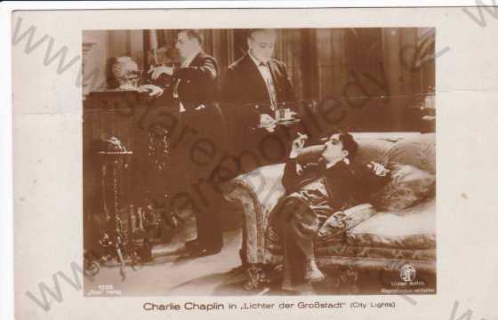  - Charlie Chaplin, anglický herec (1889-1977)