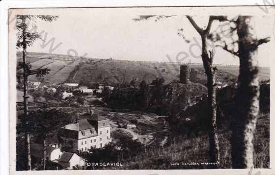  - Otaslavice, (Prostějov), Dolní hrad a část obce, foto Vomáčka