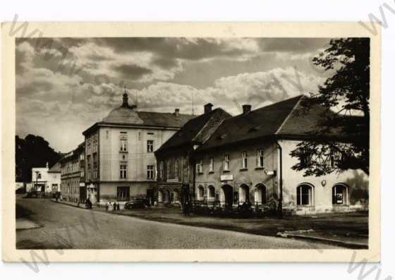  - Podbořany Louny, pohled ulicí automobil obchody ORBIS