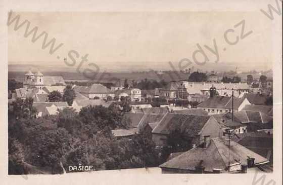  - Dašice (Pardubice), pohled na město z výšky, kostel