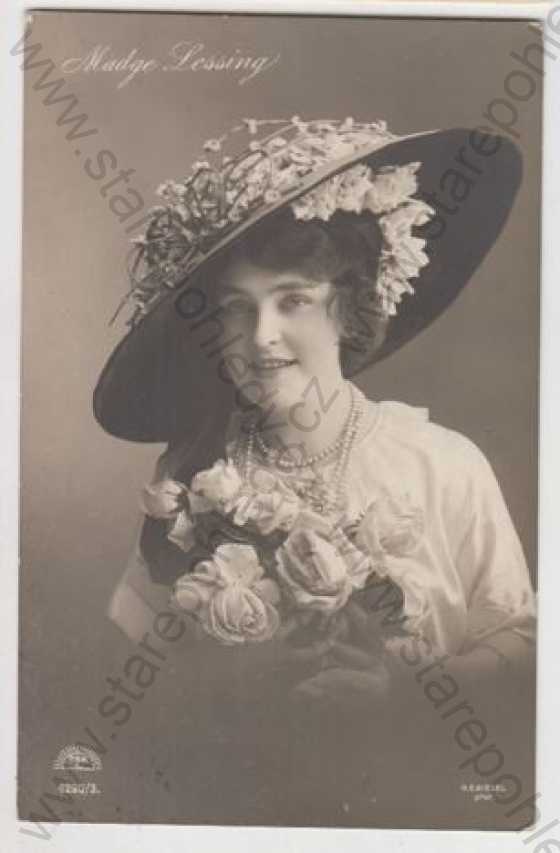  - Zahraniční herci, Madge Lessing, šaty, klobouk, květina, móda