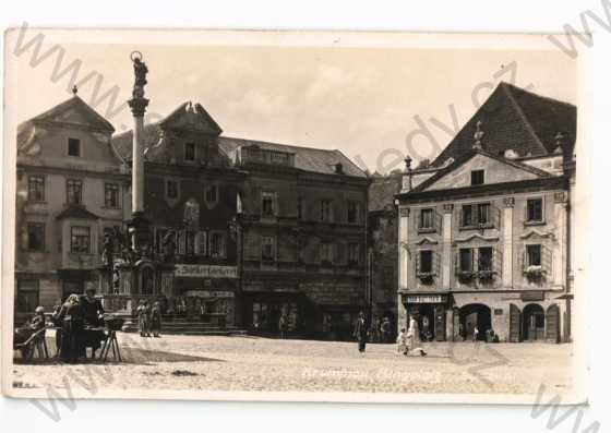  - Český Krumlov, částečný záběr města, náměstí, obchody