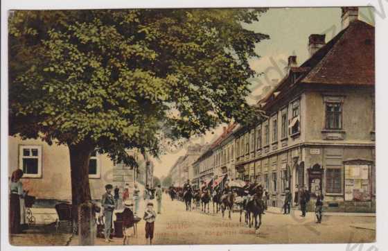  - Josefov - Hradecká ulice, průvod, kůň, kolorovaná