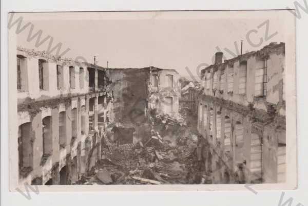  - Vyškov - destrukcemi zničená továrna - Dvořákova ulice