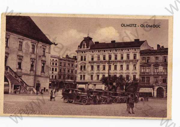  - Olomouc náměstí automobil obchody