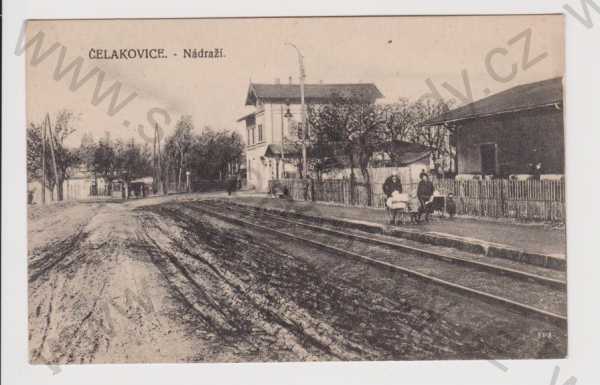  - Čelákovice - nádraží, dětský kočárek