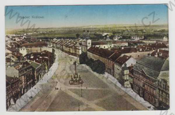  - Hradec Králové, náměstí, částečný záběr města, kolorovaná