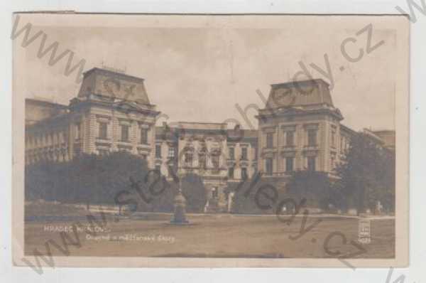  - Hradec Králové, škola, Foto-Fon Praha