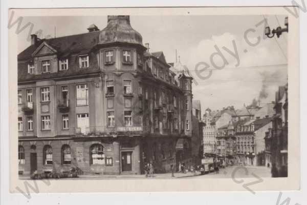  - Aš - Hotel U Lva, auto