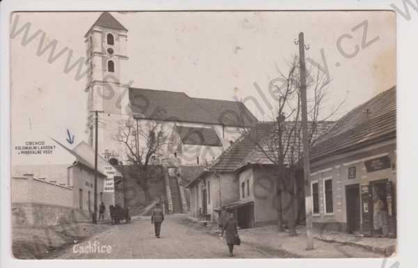  - Slovensko - Čachtice - kostel, obchod, kůň