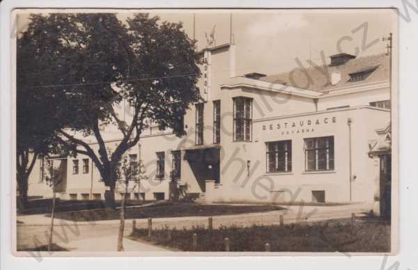  - Uherský Brod - sokolovna, restaurace