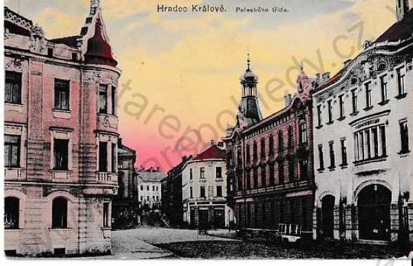  - Hradec Králové, Palackého třída, pohled ulicí, kolorovaná