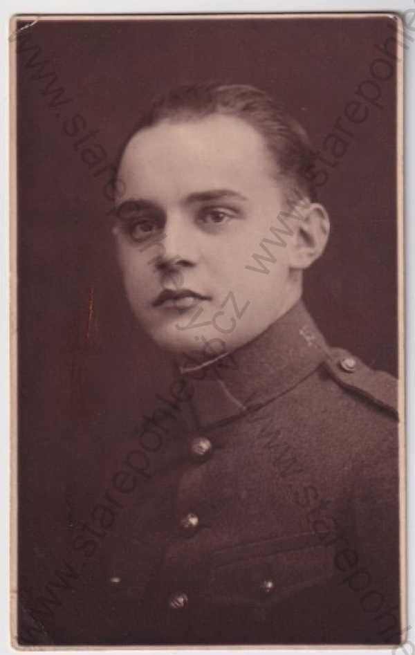  - Portrét vojenský ateliérový, muž, 1926