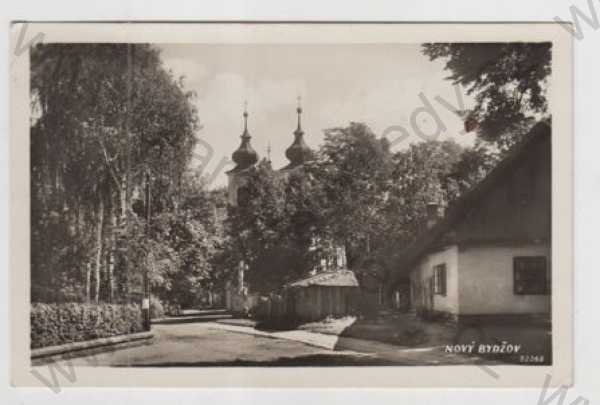  - Nový Bydžov (Hradec Králové), pohled ulicí, kostel