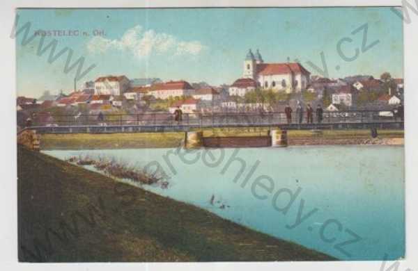  - Kostelec nad Orlicí, pohled na město, řeka, most, barevná