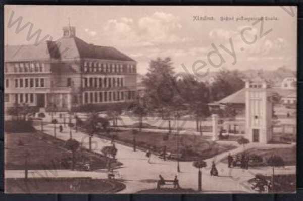  - Kladno, průmyslová škola, park