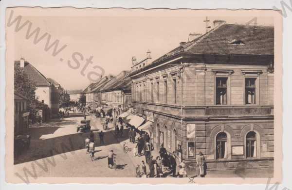  - Český Brod - ulice, hostinec U Sokola, obchody, auto