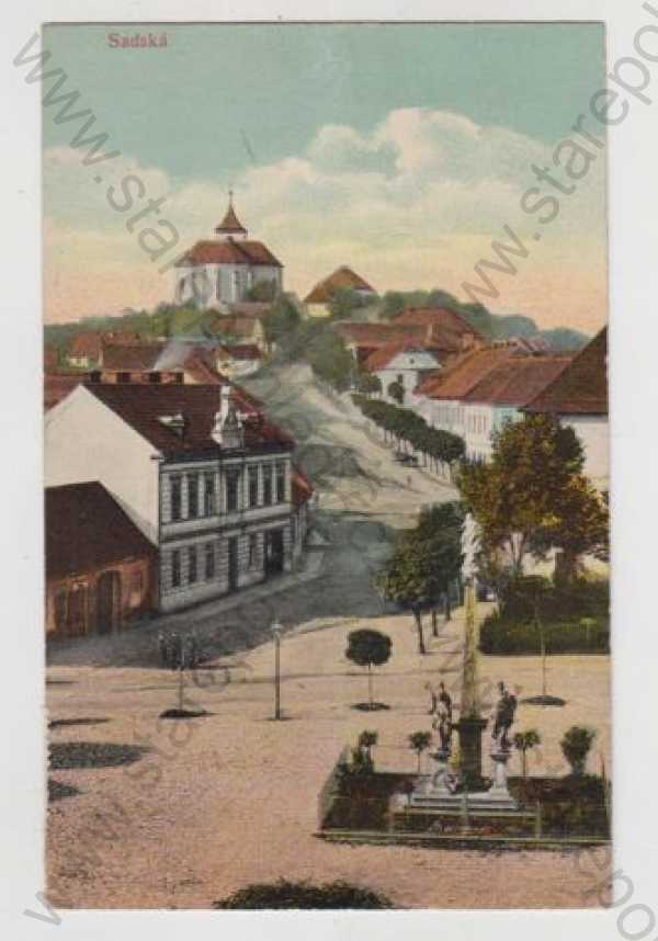  - Sadská (Nymburk), pohled ulicí, kolorovaná