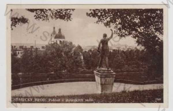  - Havlíčkův Brod (Německý Brod), socha, sady, částečný záběr města