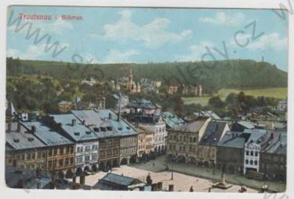  - Trutnov (Trautenau), náměstí, částečný záběr města, kolorovaná