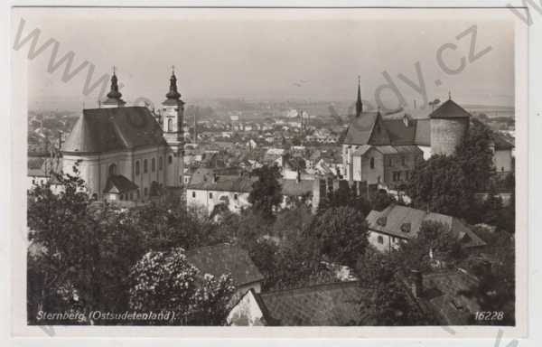  - Šternberk (Sternberg), celkový pohled, kostel