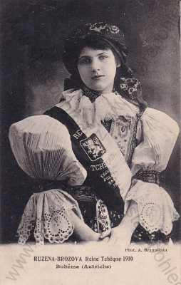  - Herečka Růžena Brožová 1910 Reine Tchéque 1910 kroj