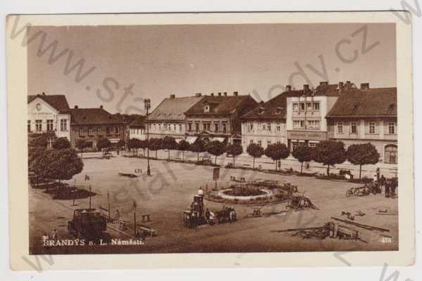  - Brandýs nad Labem - náměstí, nákladní auto, pumpa