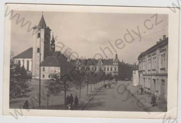  - Dobřany (Plzeň - jih), náměstí, kostel