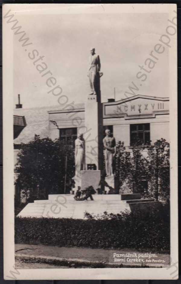  - Horní Cerekev (Pelhřimov), pomník padlým, celkový pohled