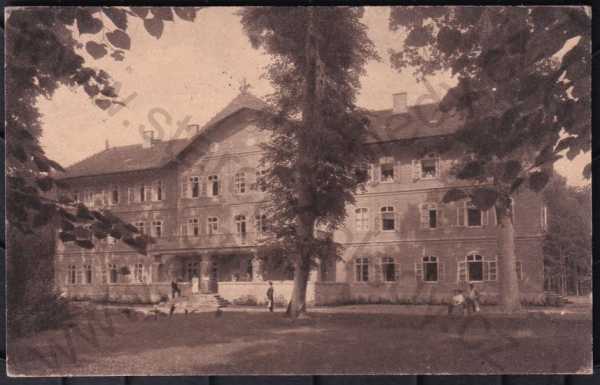  - Lázně Houšťka (Praha-východ), lázeňský dům