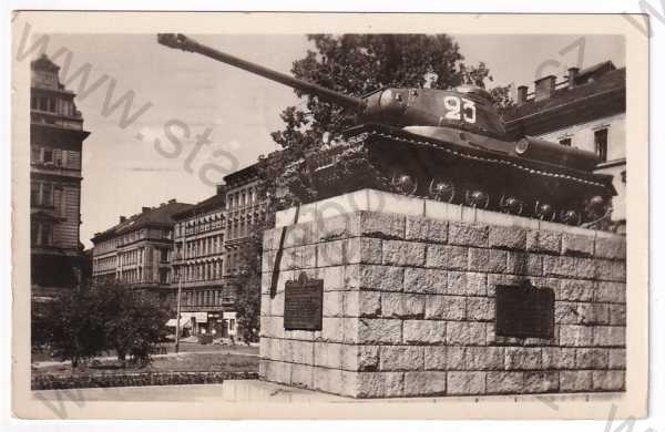  - Praha 5 - první tank Rudé armády, který vjel do Prahy