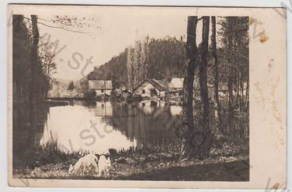  - Žumberk (Chrudim), řeka, částečný záběr města, Grafo Čuda Holice