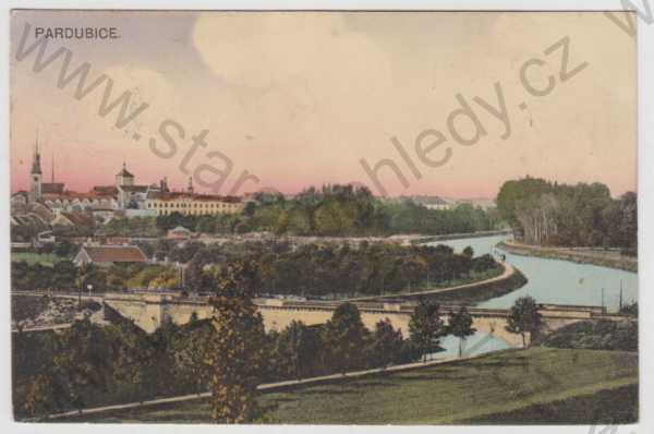  - Pardubice, řeka, částečný záběr města, kolorovaná