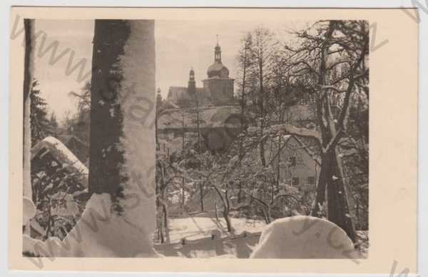  - Horní Branná (Semily), kostel, částečný záběr města, sníh, zimní