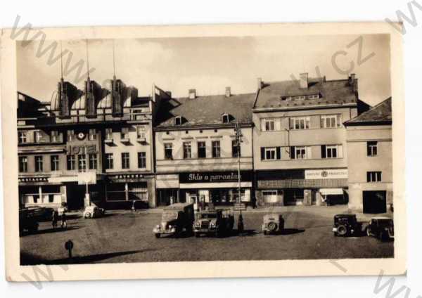  - Mladá Boleslav, náměstí, obchody, automobil, ORBIS